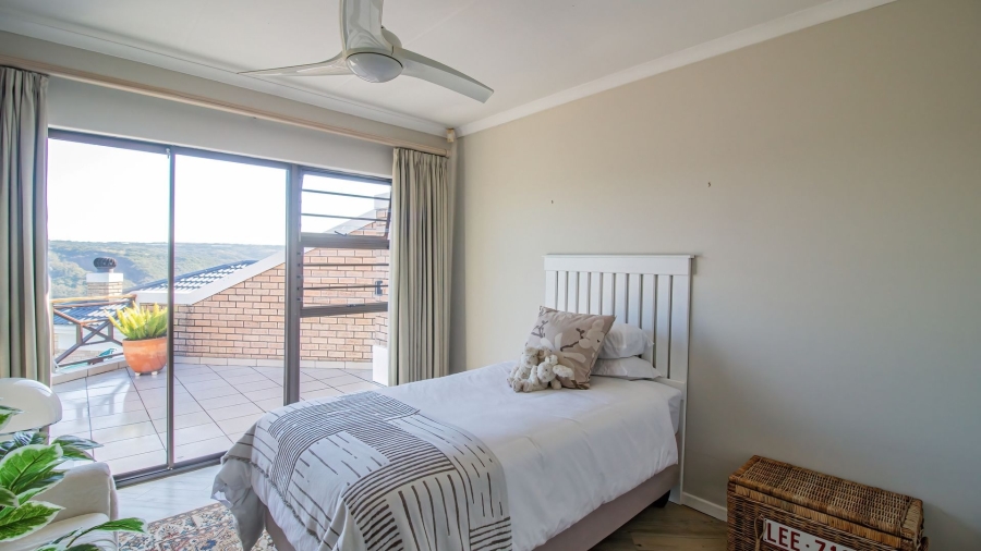5 Bedroom Property for Sale in Beacon Bay Eastern Cape